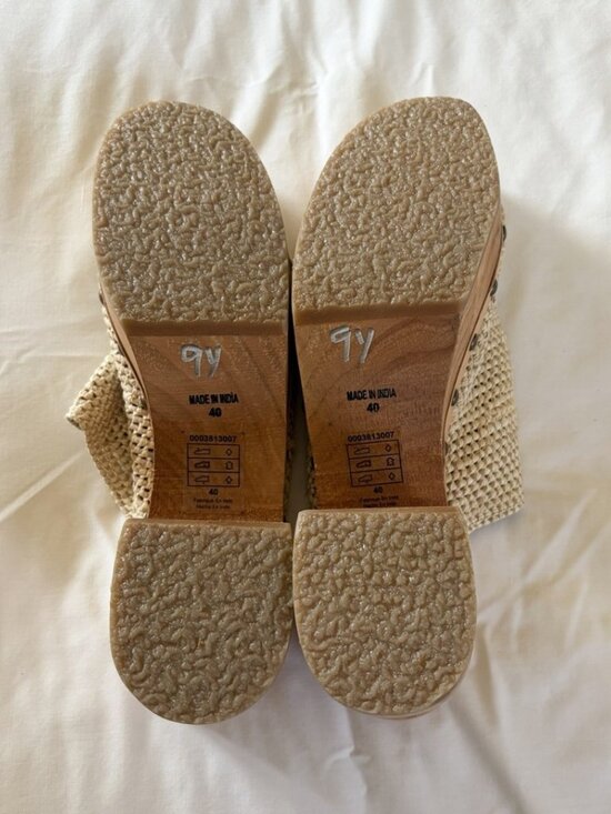 Free People Claudia Cream Crochet Wooden Platform Slip On Clogs Sz 40 - Picture 11 of 11